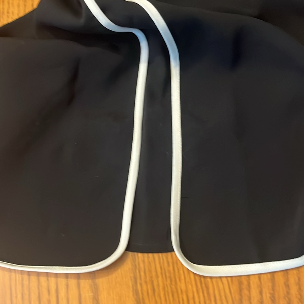 Dress - Picture 7 of 8